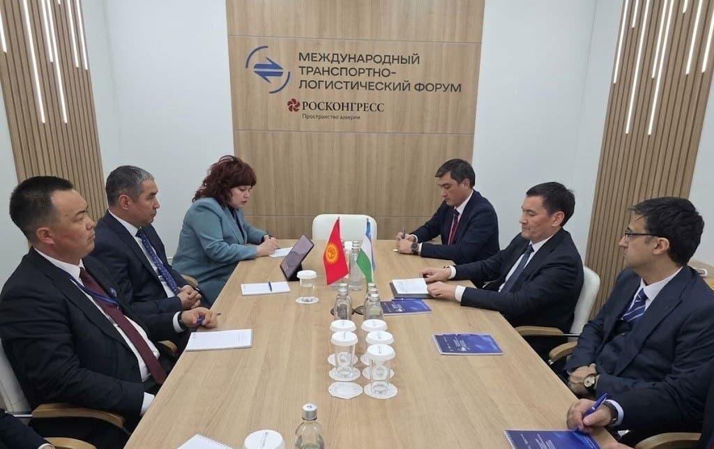 Переговоры по развитию сотрудничества в сфере транспорта и логистики
