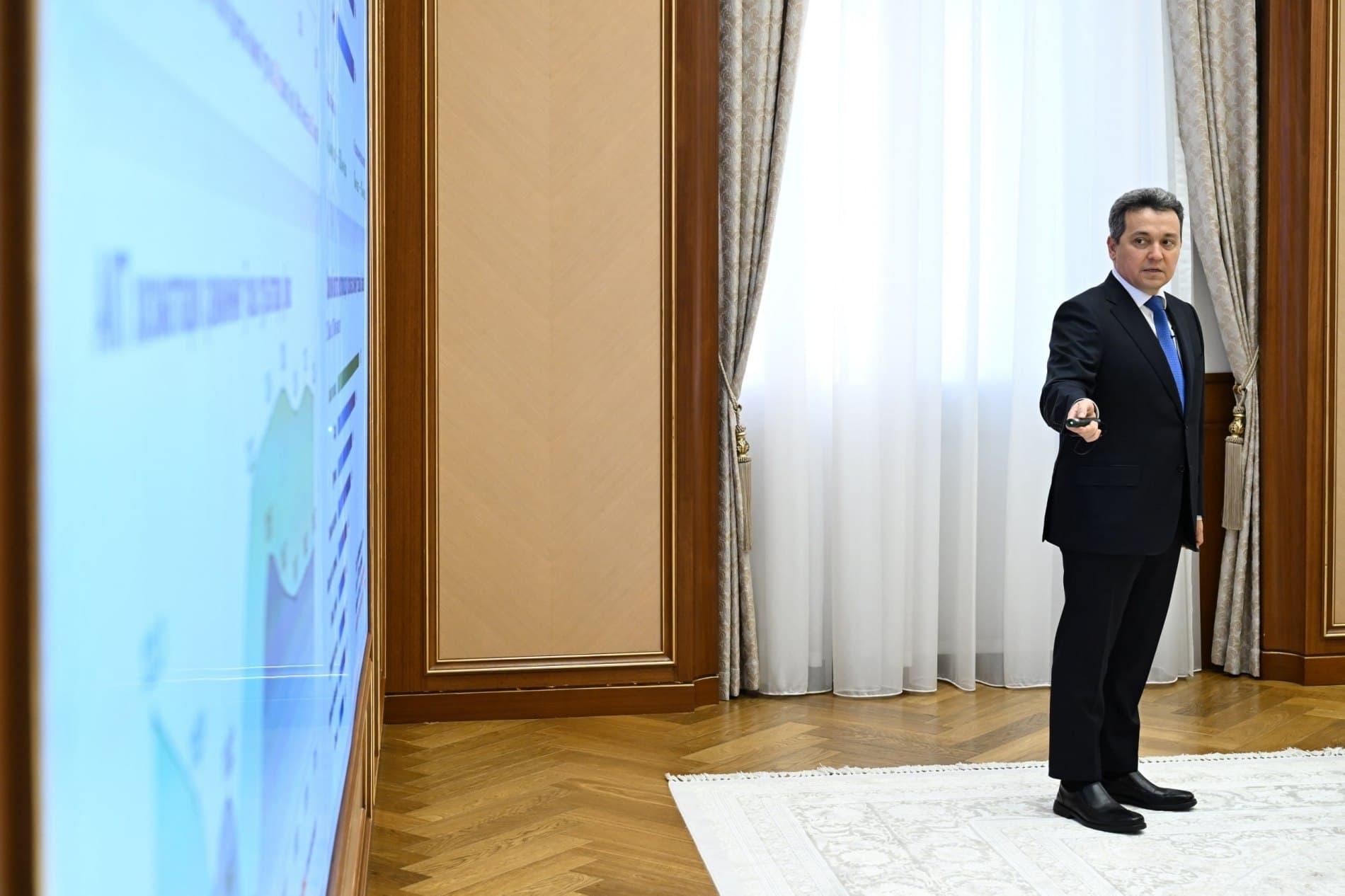 Sunʼiy intellekt va raqamlashtirish sohasidagi vazifalar koʻrib chiqildi
