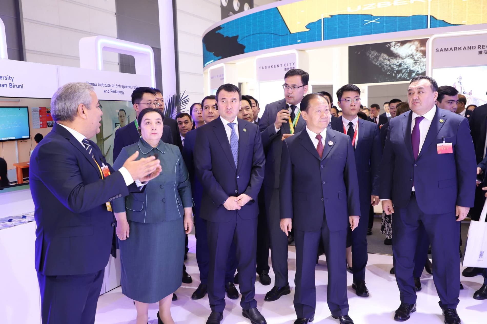 The Third Uzbekistan-China Interregional Forum Commences at a High Level in Xi'an