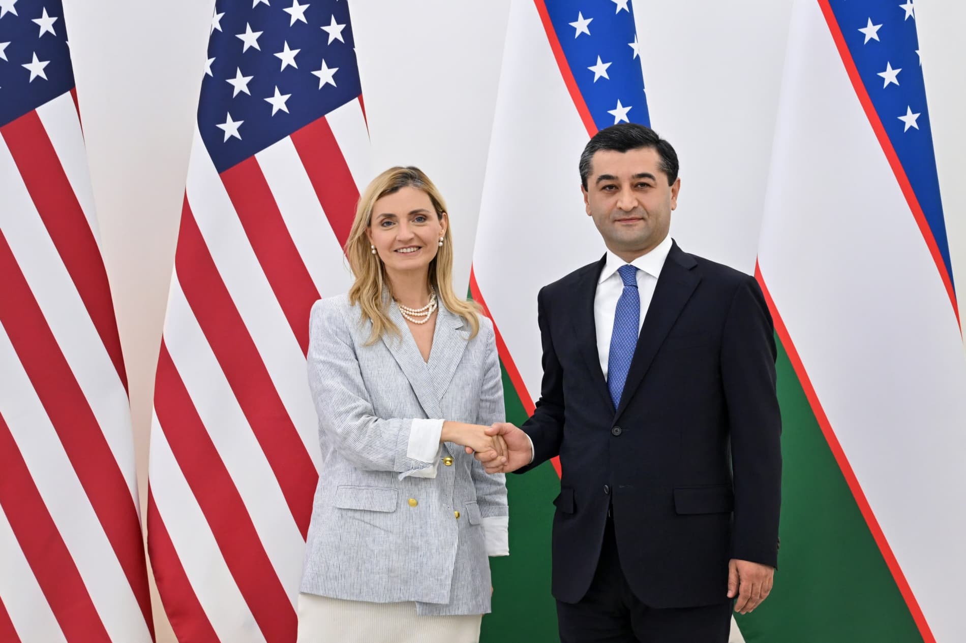 On the Meeting with the U.S. Deputy Secretary of State for Public Diplomacy
