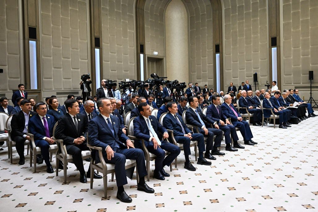 Leaders of Uzbekistan and Azerbaijan sum up productive talks