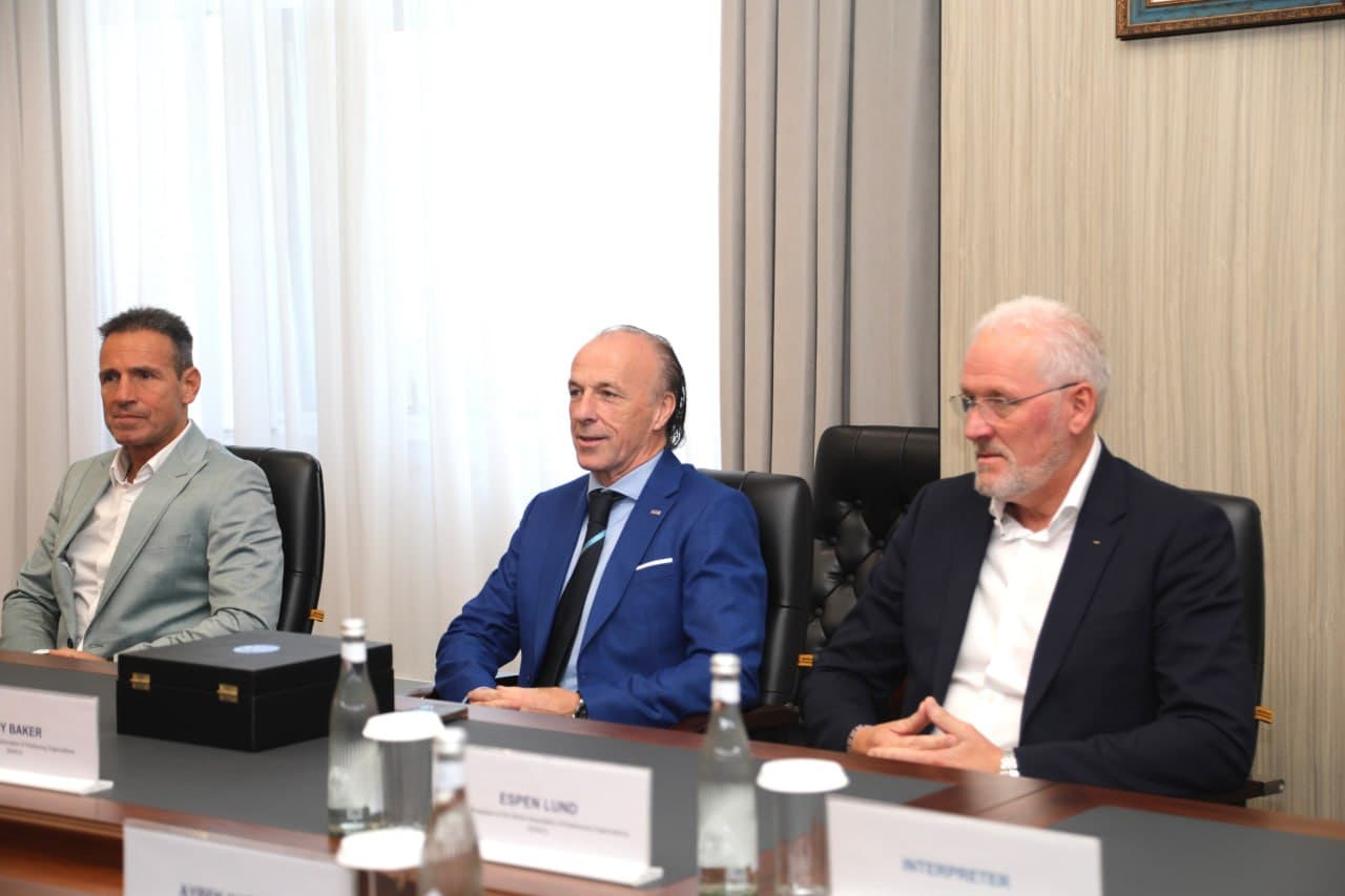Sport vazirligida WAKO Prezidenti Roy Beyker bilan uchrashuv o‘tkazildi