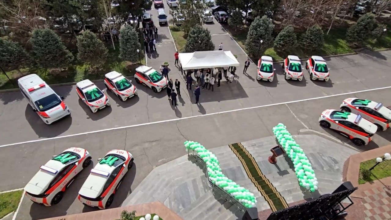 Минздрав: В службе скорой медицинской помощи теперь будут и электромобили