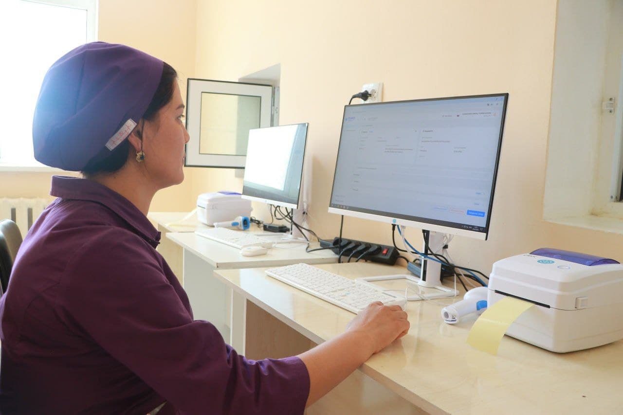 Davlat tibbiy sug'urtasi: Boyovutda DMED tizimi qanday ishlamoqda?