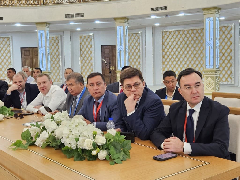 Нукус шаҳрида Ўзбекистон болалар урологлари жамиятининг III халқаро конференцияси бошланди
