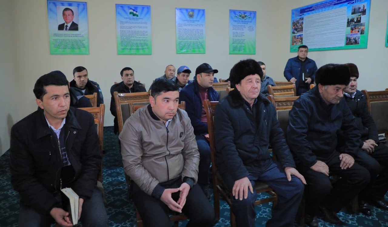 Namangan viloyati IIB boshligʻi polkovnik Shuxrat Aliyev Toʻraqoʻrgʻon tumani “Kumidon” mahallasida yashovchi aholining yashash va turmush sharoitlarini oʻrganish hamda mavjud muammolarni bartaraf etish maqsadida sayyor qabul oʻtkazdi