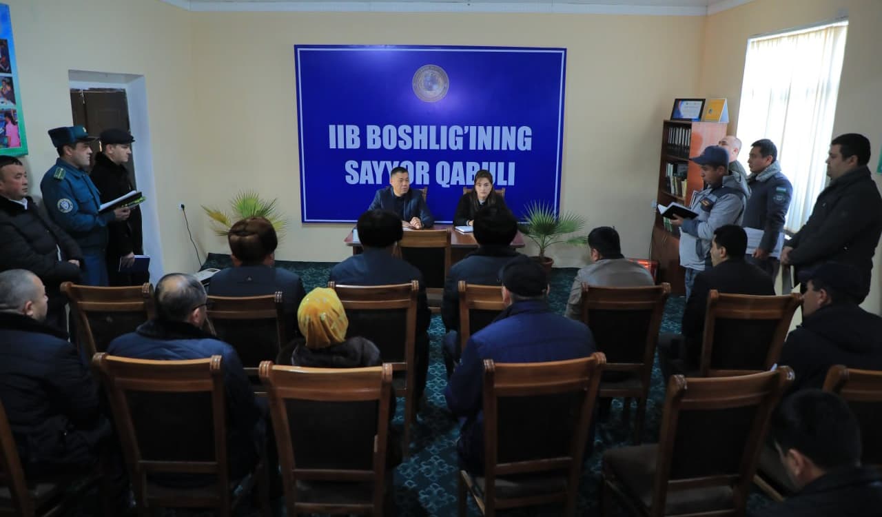 Namangan viloyati IIB boshligʻi polkovnik Shuxrat Aliyev Toʻraqoʻrgʻon tumani “Kumidon” mahallasida yashovchi aholining yashash va turmush sharoitlarini oʻrganish hamda mavjud muammolarni bartaraf etish maqsadida sayyor qabul oʻtkazdi