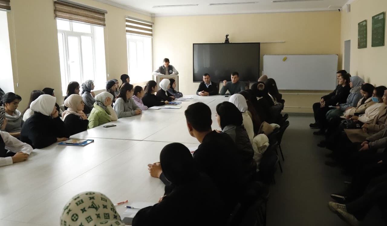 A meeting aimed at preventing cybercrime was held at the Namangan State Institute of Foreign Languages named after Ishakkhan Ibrat