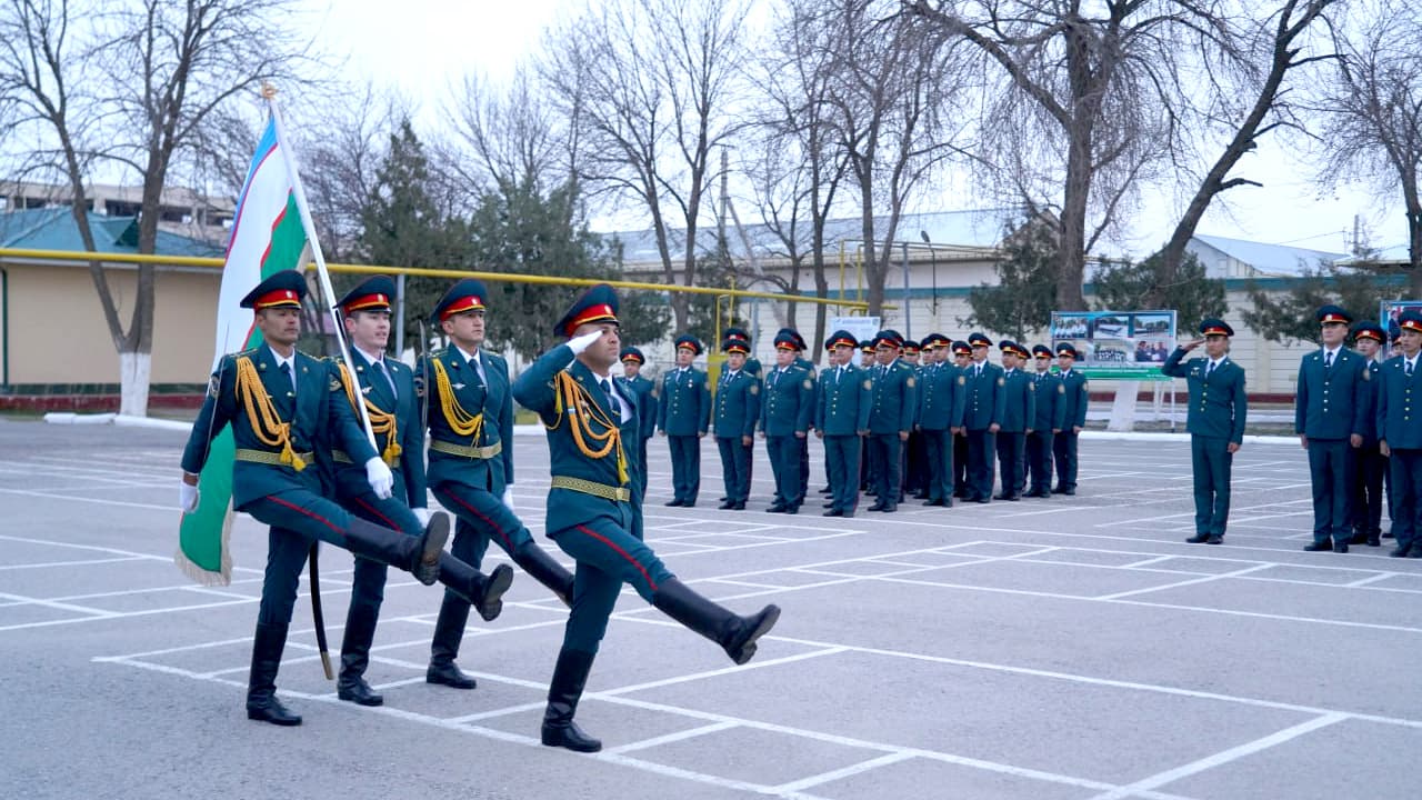 Самарқанд вилояти ички ишлар органларига офицерлик ва сафдорлик лавозимларига қабул қилинган ёш ходимлар билан бошланғич касбий тайёргарлик курслари бўлиб ўтди