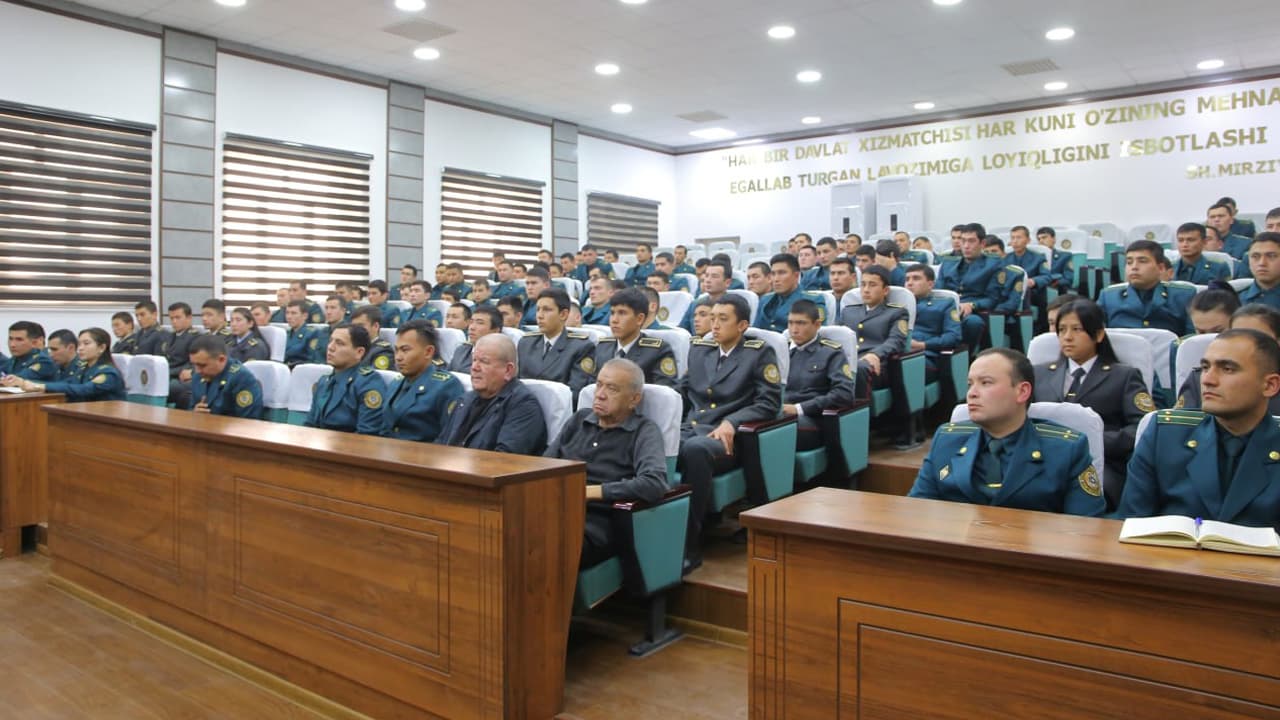 Sirdaryo viloyati ichki ishlar boshqarmasida “Uch avlod” uchrashuvi oʻtkazildi