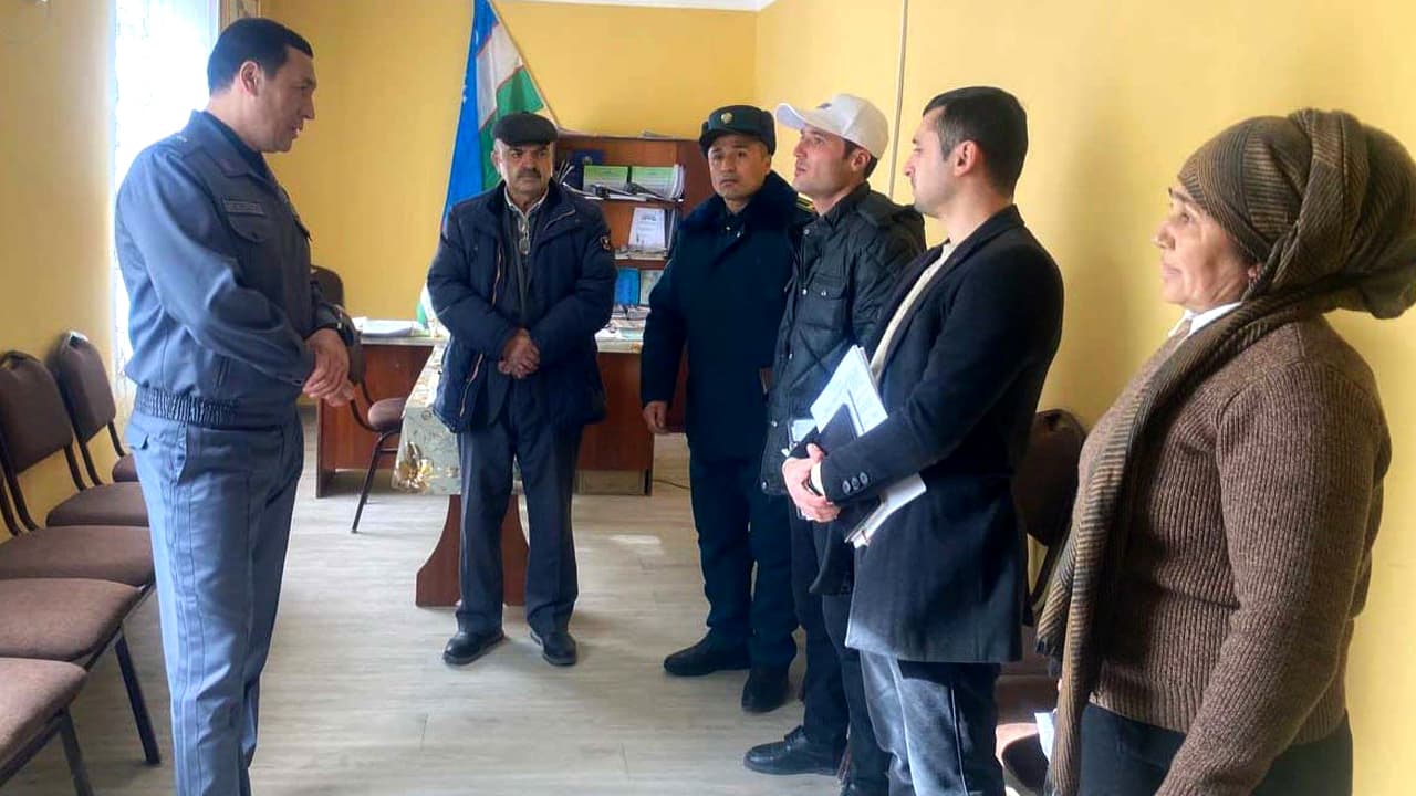 Ichki ishlar vaziri oʻrinbosari general-mayor Bekmurod Abdullayev Fargʻona viloyatidagi oʻrganishlari doirasida Coʻx tumanida boʻldi