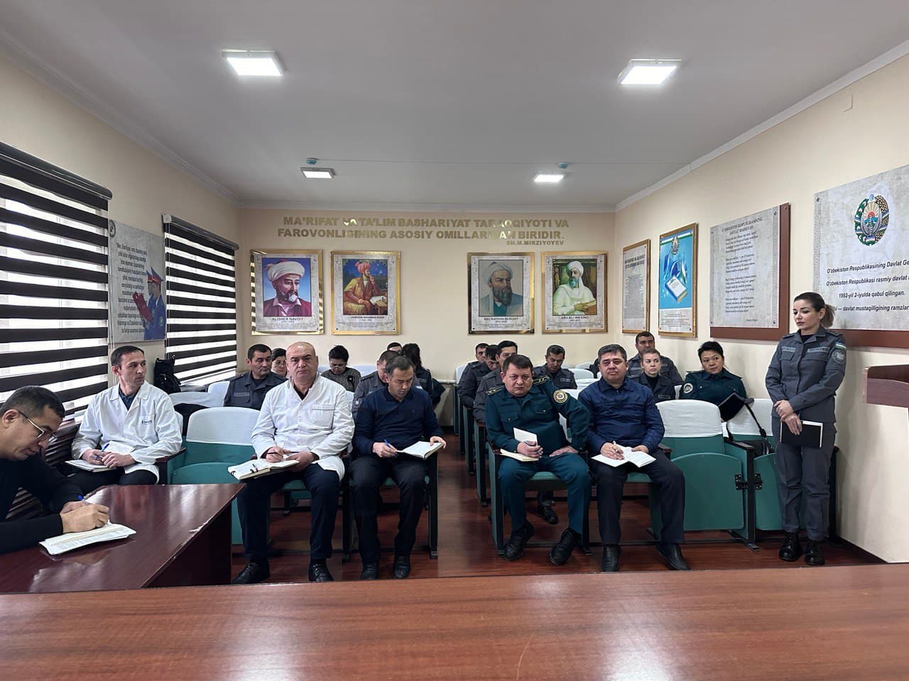 Жазони ижро этиш департаменти тизимидаги муассасалар тиббий ходимларни ишини тизимли равишда ташкиллаштирилиши, бошқарув механизмларини амалга оширилишини ўрганиш юзасидан ходимлар билан давра суҳбати ташкил этилди