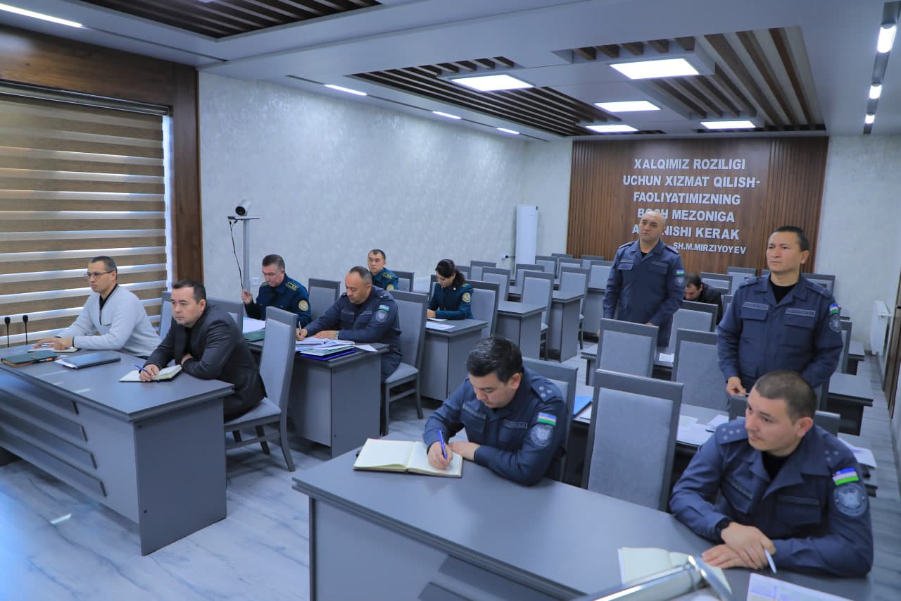 В зале заседаний УВД Наманганской области под председательством полковника Шухрата Алиева состоялось презентационное заседание