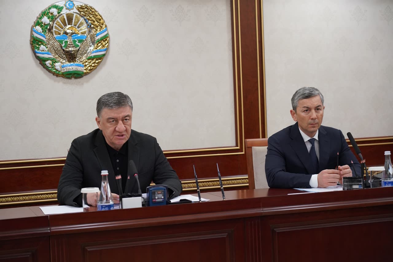 Ички ишлар вазири Пўлат Бобожонов томонидан Ўзбекистон Республикаси Президентининг ҳуқуқни муҳофаза қилувчи ва назорат органлари фаолиятини мувофиқлаштириш масалалари бўйича маслаҳатчиси Дониёр Қодиров иштирокида йиғилиш ўтказилди