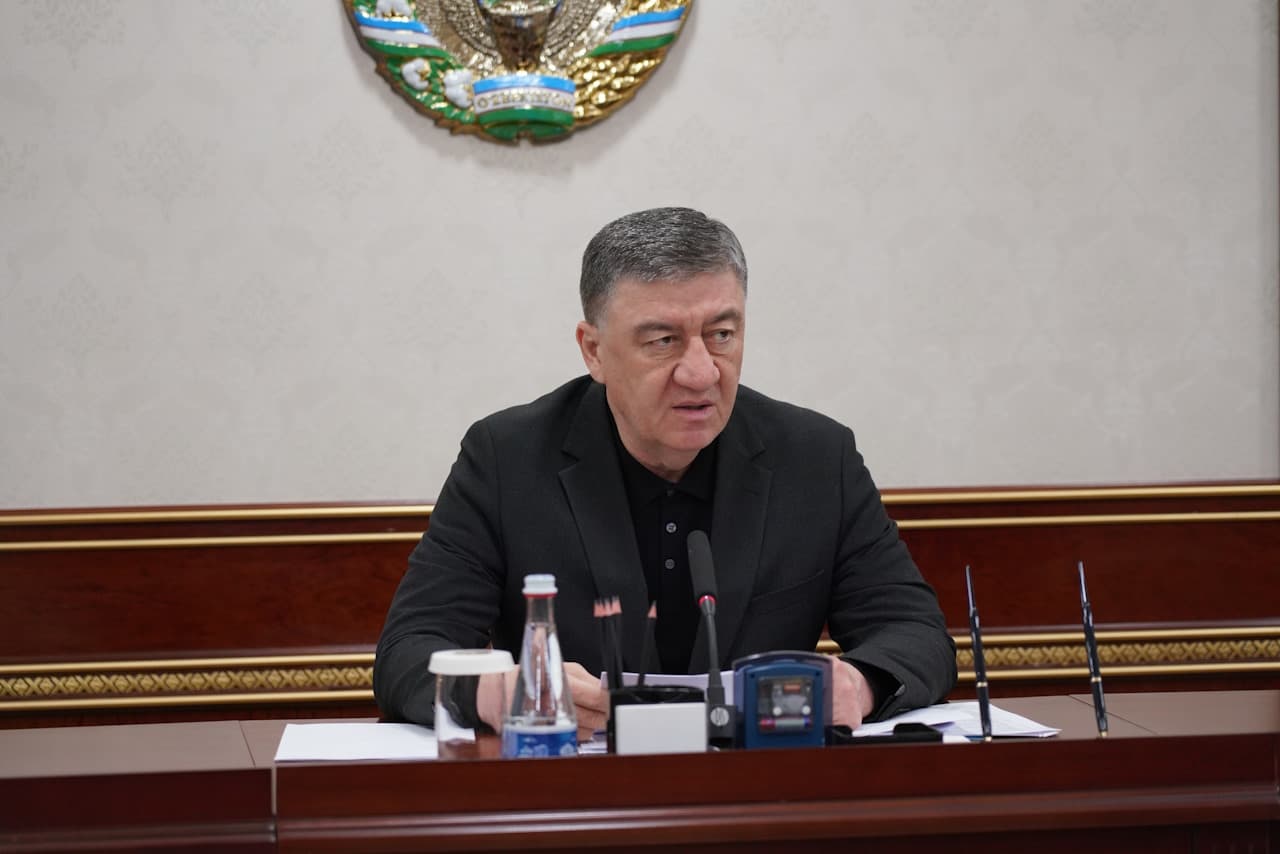 Ички ишлар вазири Пўлат Бобожонов томонидан Ўзбекистон Республикаси Президентининг ҳуқуқни муҳофаза қилувчи ва назорат органлари фаолиятини мувофиқлаштириш масалалари бўйича маслаҳатчиси Дониёр Қодиров иштирокида йиғилиш ўтказилди