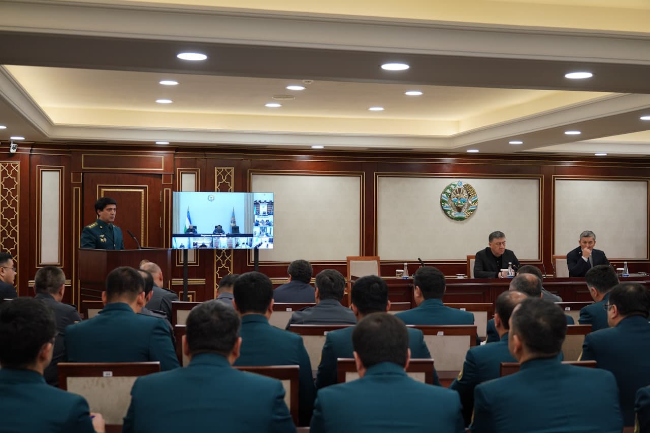 Ички ишлар вазири Пўлат Бобожонов томонидан Ўзбекистон Республикаси Президентининг ҳуқуқни муҳофаза қилувчи ва назорат органлари фаолиятини мувофиқлаштириш масалалари бўйича маслаҳатчиси Дониёр Қодиров иштирокида йиғилиш ўтказилди