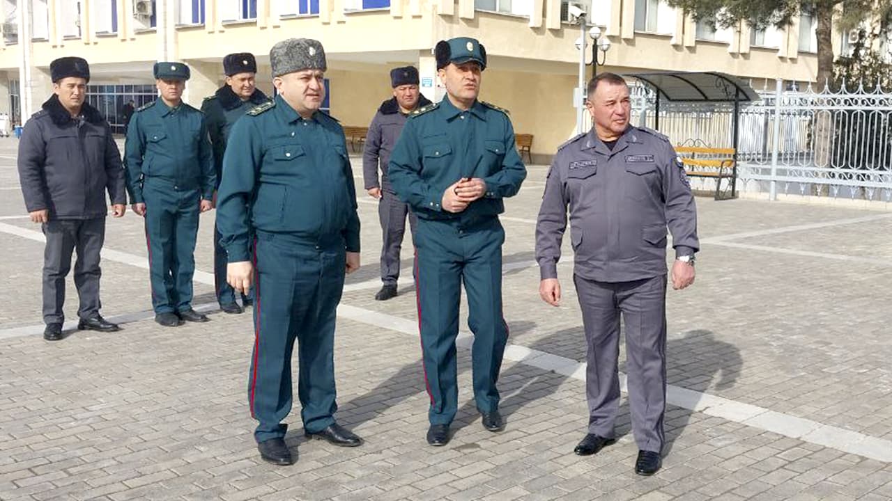 Ichki ishlar vaziri oʻrinbosari general-mayor Baxodir Mirzaraximov Navoiy viloyati Transportda xavfsizlikni taʼminlash boshqarmasiga tashrif buyurdi