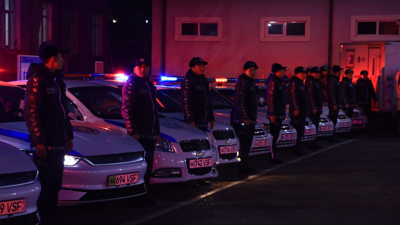 Ички ишлар вазирлиги масъул ходимлари томонидан Андижон шаҳрида жамоат тартибини сақлаш ва фуқаролар осойишталигини таъминлашга қаратилган тунги йўриқнома ўтказилди