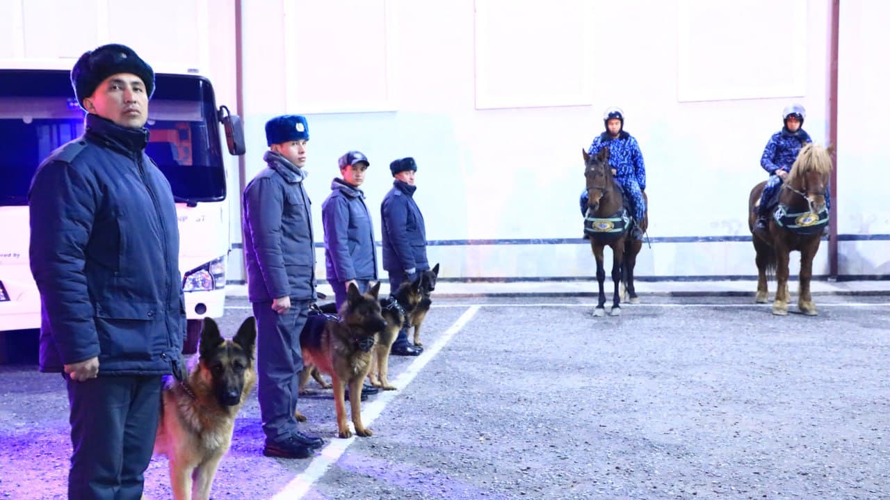 Ички ишлар вазирлиги масъул ходимлари томонидан Андижон шаҳрида жамоат тартибини сақлаш ва фуқаролар осойишталигини таъминлашга қаратилган тунги йўриқнома ўтказилди