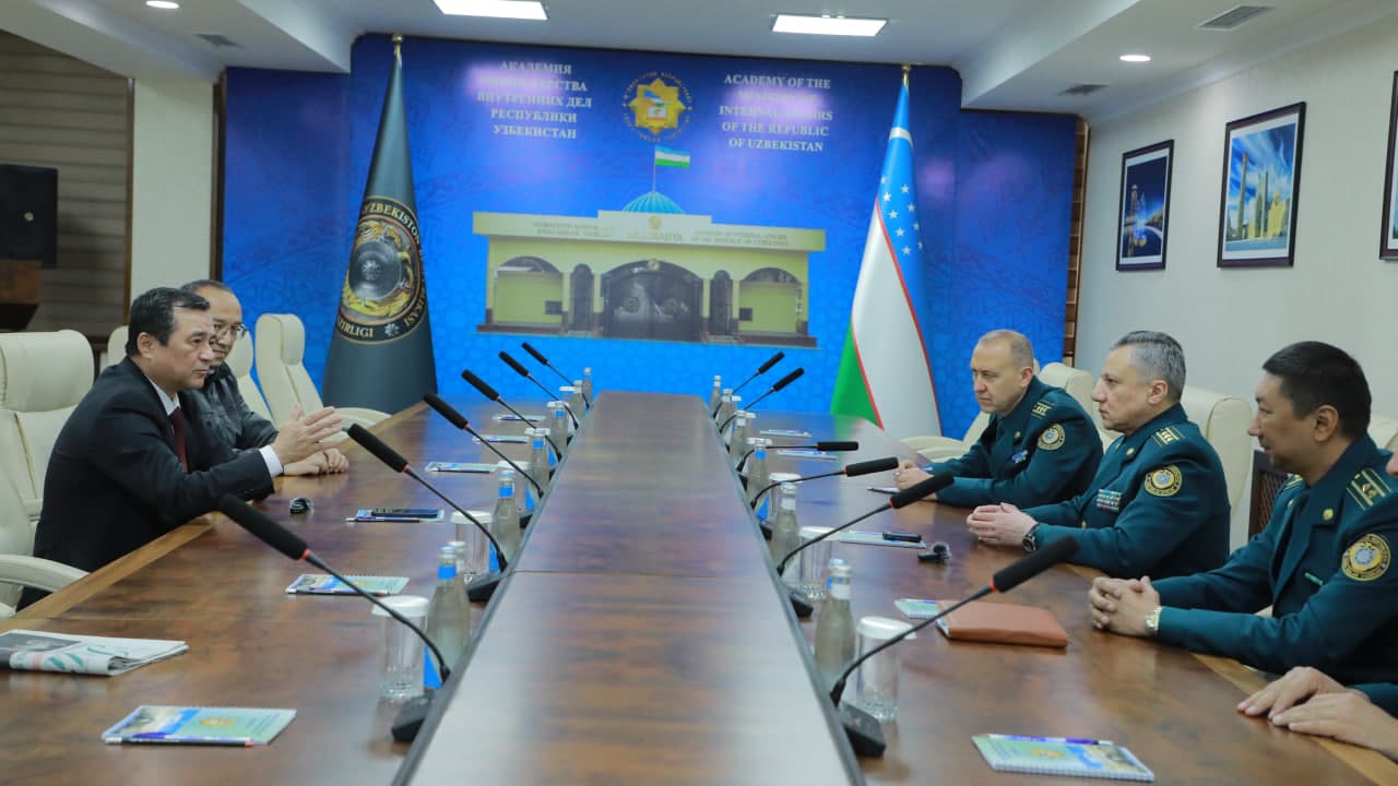 Ichki ishlar vazirligi Akademiyasida Oʻzbekiston xalq shoiri, “Jadid” gazetasi bosh muharriri Iqbol Mirzo bilan uchrashuv boʻlib oʻtdi