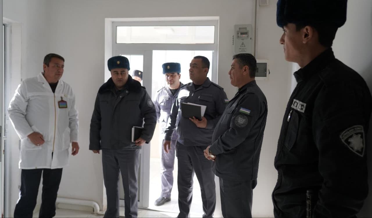 ИИВ Жамоат хавфсизлиги департаменти Ҳуқуқбузарликлар профилактикаси хизмати бошлиғи полковник Б.Э.Бердиалиев Сурхондарё вилоятидаги ижтимоий профилактика ҳолатини ўрганди