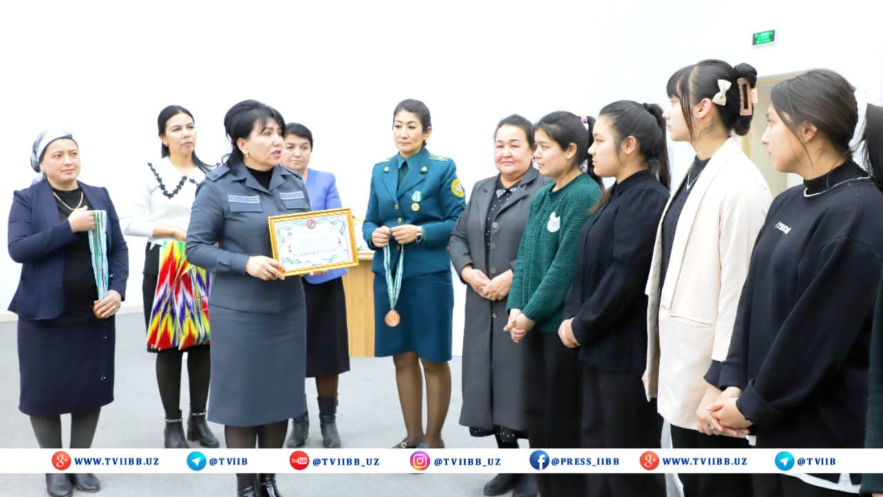 Тошкент вилояти ИИББ раҳбарияти ўзларига бириктирилган ёшлар билан учрашиб уларнинг муаммоларини ўрганишди