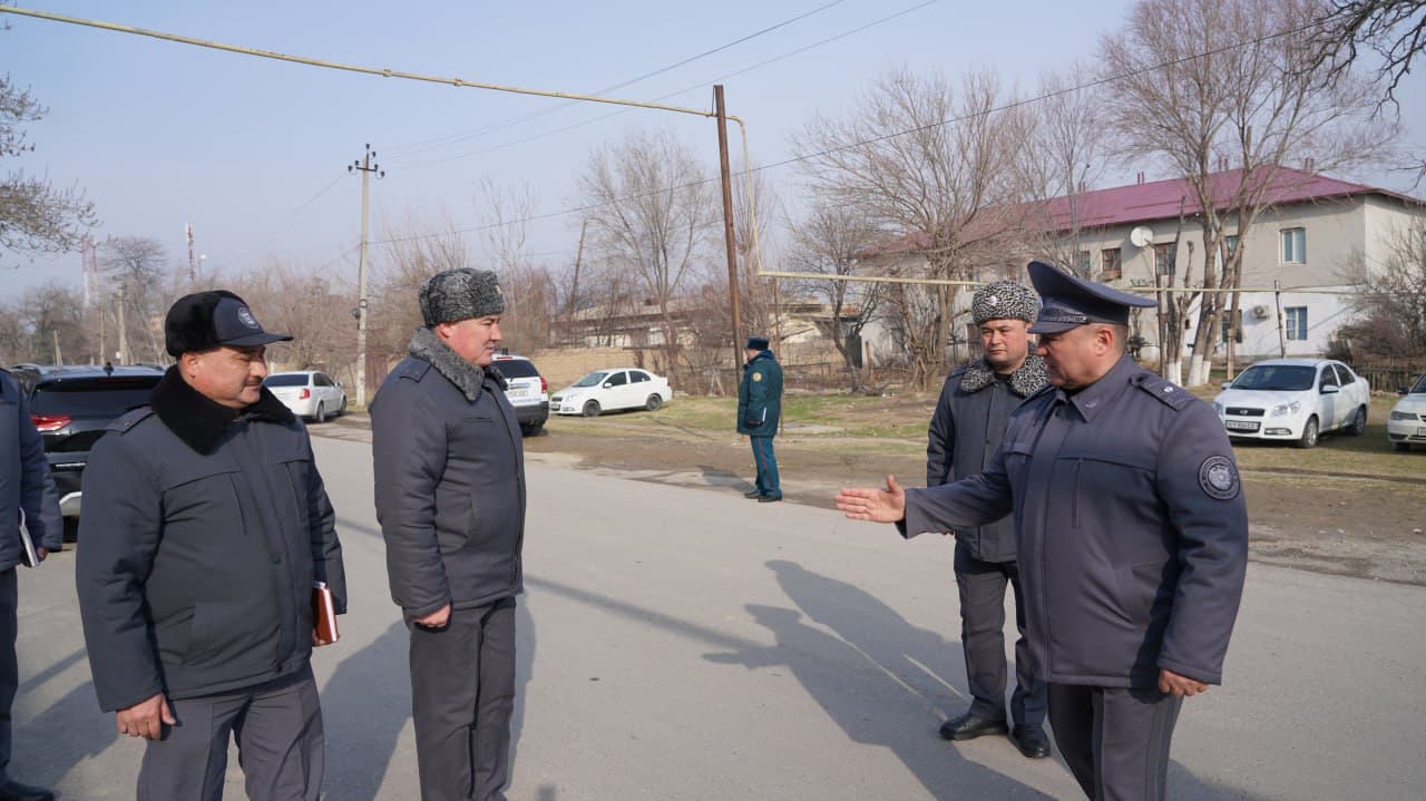Ichki ishlar vaziri oʻrinbosari general mayor B.Yu.Mirzaraximov tomonidan Sirdaryo viloyati transportida xavfsizlikni taʼminlash boshqarmasi xodimlariga amalga oshirilishi zarur boʻlgan vazifalar belgilandi