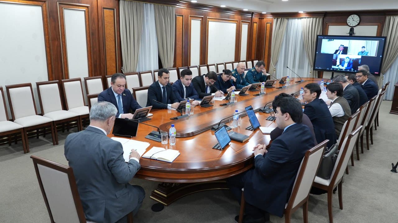 Qoʻmita muhokamasi: mahkumlar huquqlari mustahkamlanadi, sudlar oʻz faoliyati haqida OAV orqali jamoatchilikni xabardor qiladi