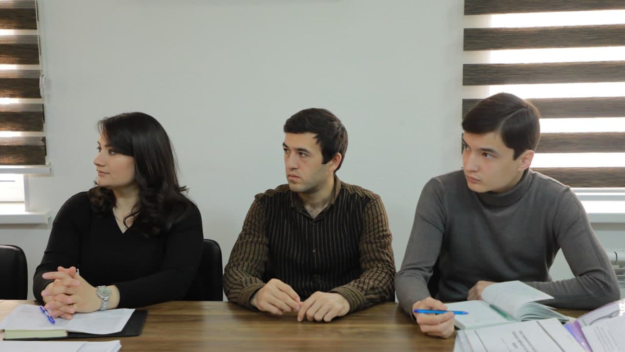 Пойтахтимизнинг Мирзо Улуғбек туманидаги “Олимлар”, “Навниҳол” ва “Сайрам” МФЙлари фаоллари билан учрашув бўлиб ўтди