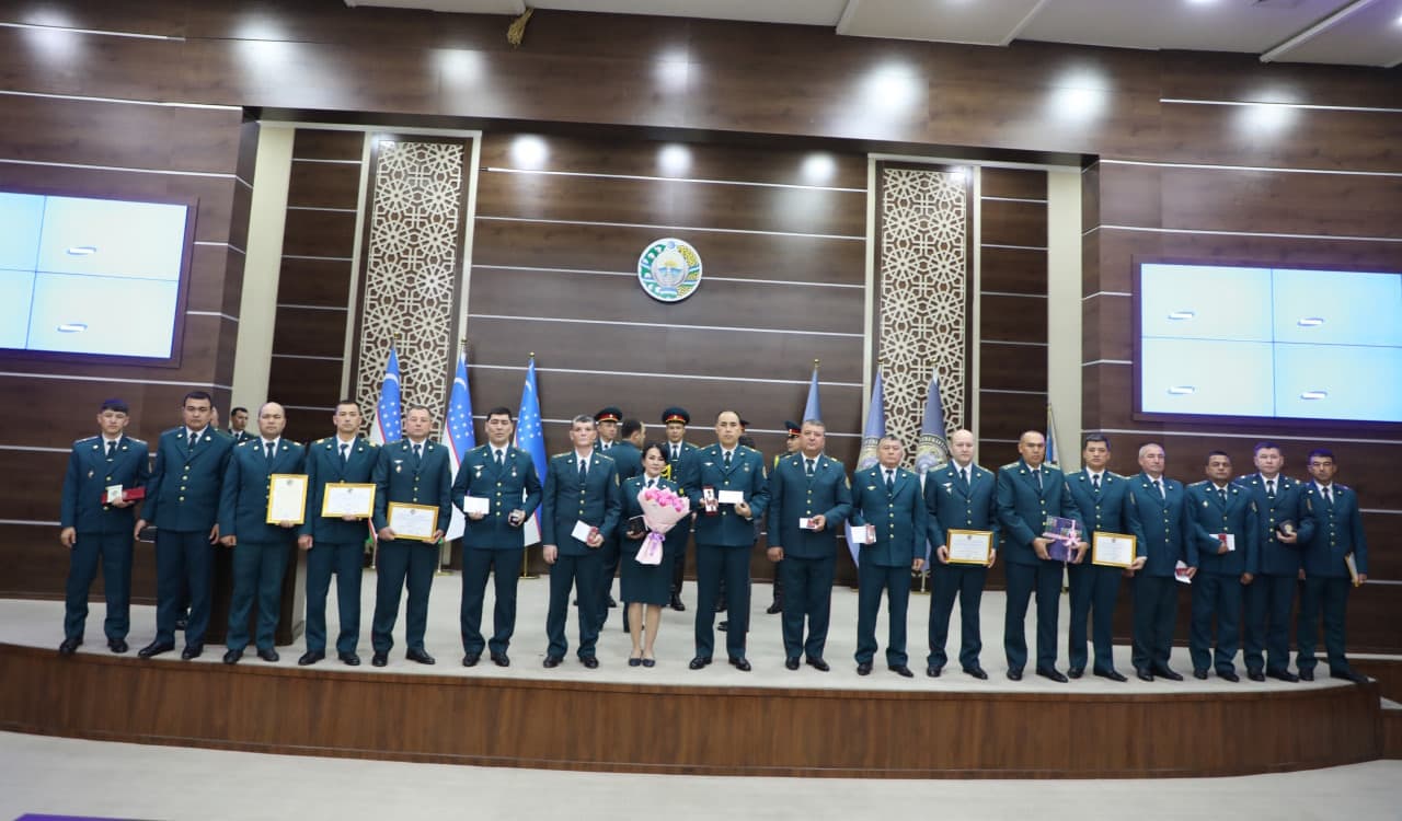 «Olam nurga toʻlsin, sen bilan Navroʻz!» shiori ostida nishonlangan Navroʻz umumxalq bayrami Samarqand viloyat ichki ishlar boshqarmasida ham tantanavor tarzda oʻtkazildi