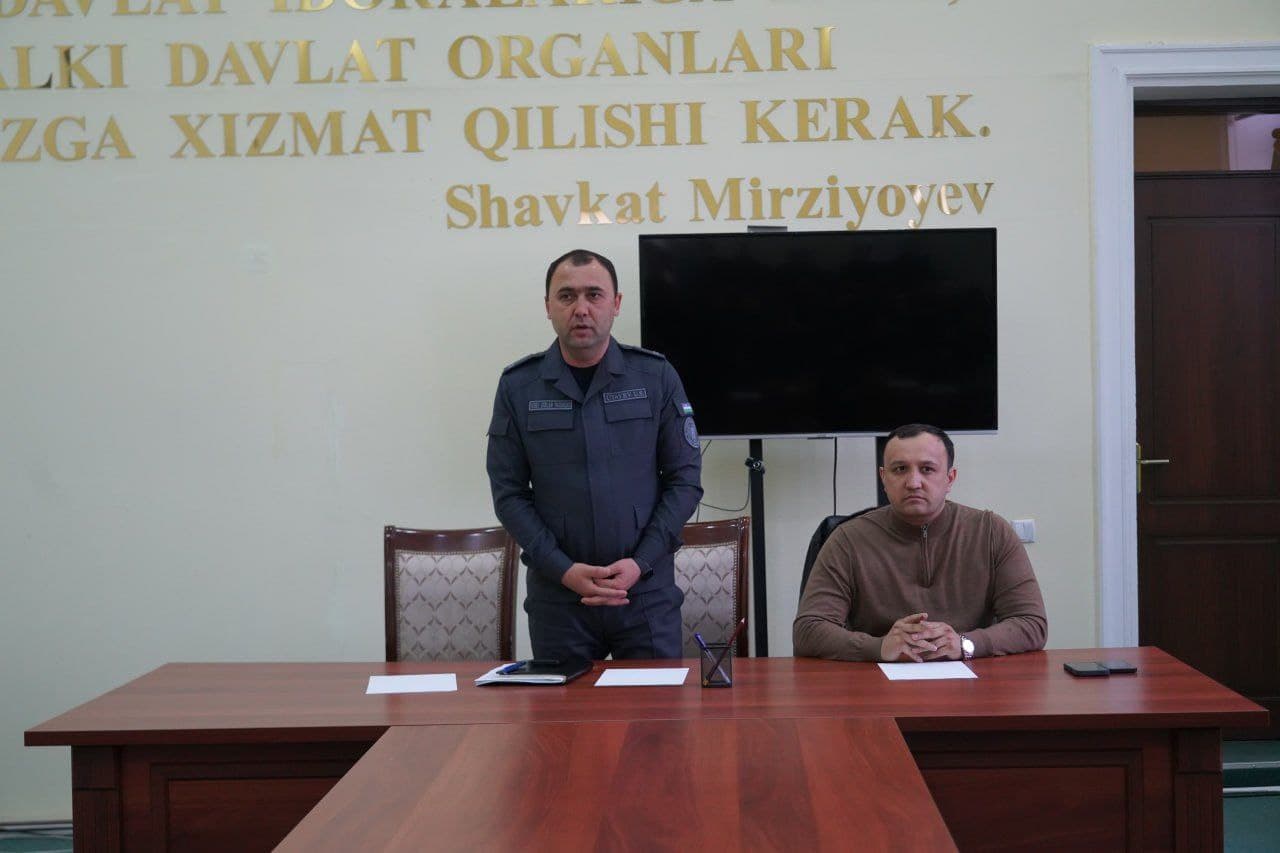 Samarqand viloyati Samarqand tumani IIB shaxsiy tarkibi oʻrtasida xizmat intizomi, belgilangan tartib va meʼyorlarga amal qilish hamda kasb madaniyatini yanada oshirishga bagʻishlangan uchrashuv boʻlib oʻtdi