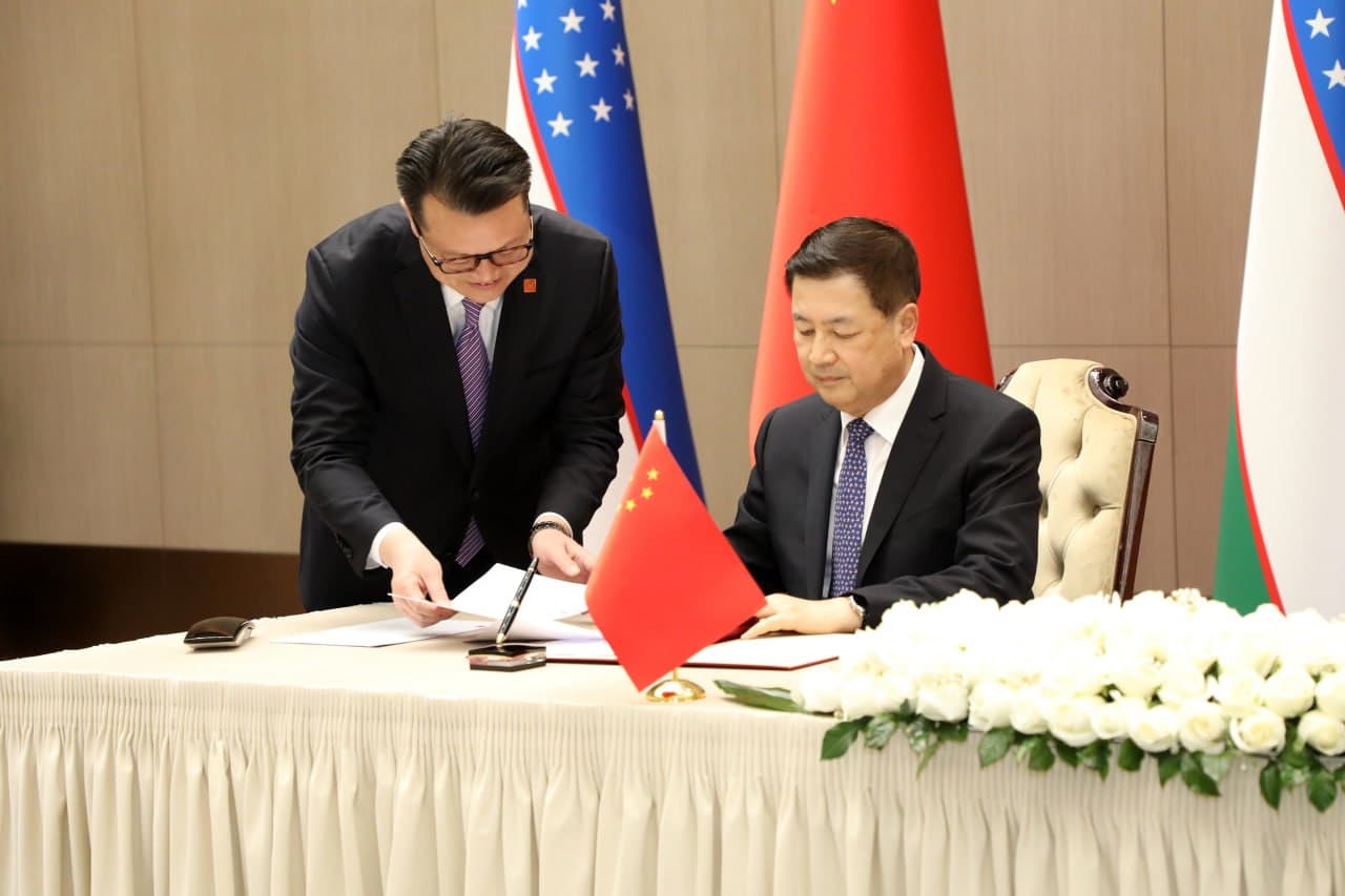 Ички ишлар вазири Пўлат Бобожоновнинг расмий ташриф билан бўлиб турган Хитой Халқ Республикаси Жамоат хавфсизлиги вазири жаноб Ван Сяохун ҳамда Фавқулодда ва Мухтор Элчи жаноб Юй Сзюн иштирокидаги делегация билан учрашув