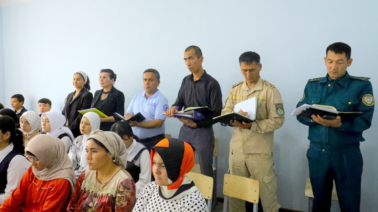 Андижон вилояти ИИБ бошлиғининг ўринбосарига бириктирилган Олтинкўл туманининг оталиққа олинган ёшлари билан учрашув ташкил этилди