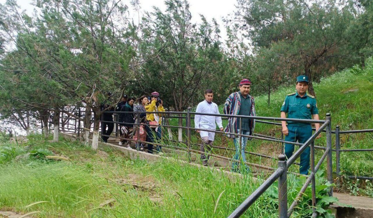 Организуются туры для иностранных гостей, посетивших Международный фольклорный фестиваль «Бойсун бахори»