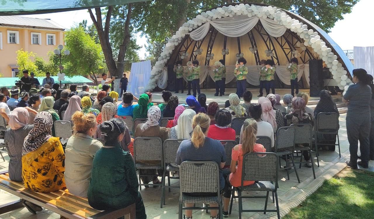 1 июнь — «Халқаро болаларни ҳимоя қилиш куни» муносабати билан Ўзбекистон Республикаси ИИВ ҳузуридаги Жазони ижро этиш департаменти Биринчи минтақавий ҳудуд 24-сон тарбия колониясида маънавий-маърифий ҳамда кўнгилочар тадбир ўтказилди