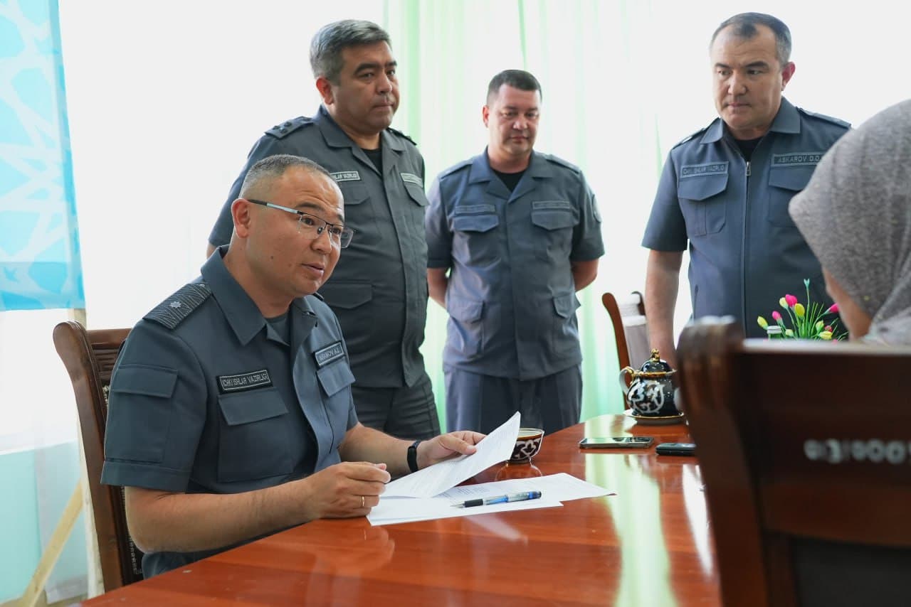 Major General Azizbek Ikramov, head of the DIA of Fergana region, held a mobile reception in Kuvasoy
