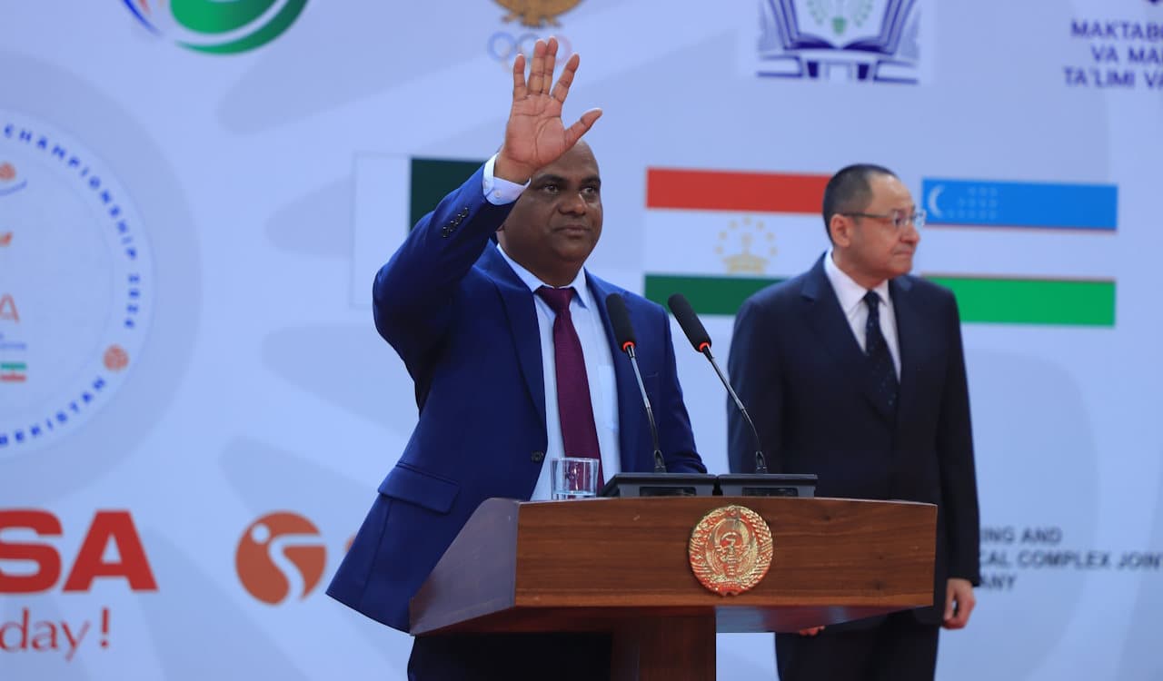 IIV «JAR» sport-sogʻlomlashtirish majmuasida 18 yoshgacha boʻlgan oʻsmir bolalar va qizlar oʻrtasida voleybol sport turi boʻyicha Markaziy Osiyo chempionati – 2024 musobaqasining ochilish marosimi oʻtkazildi