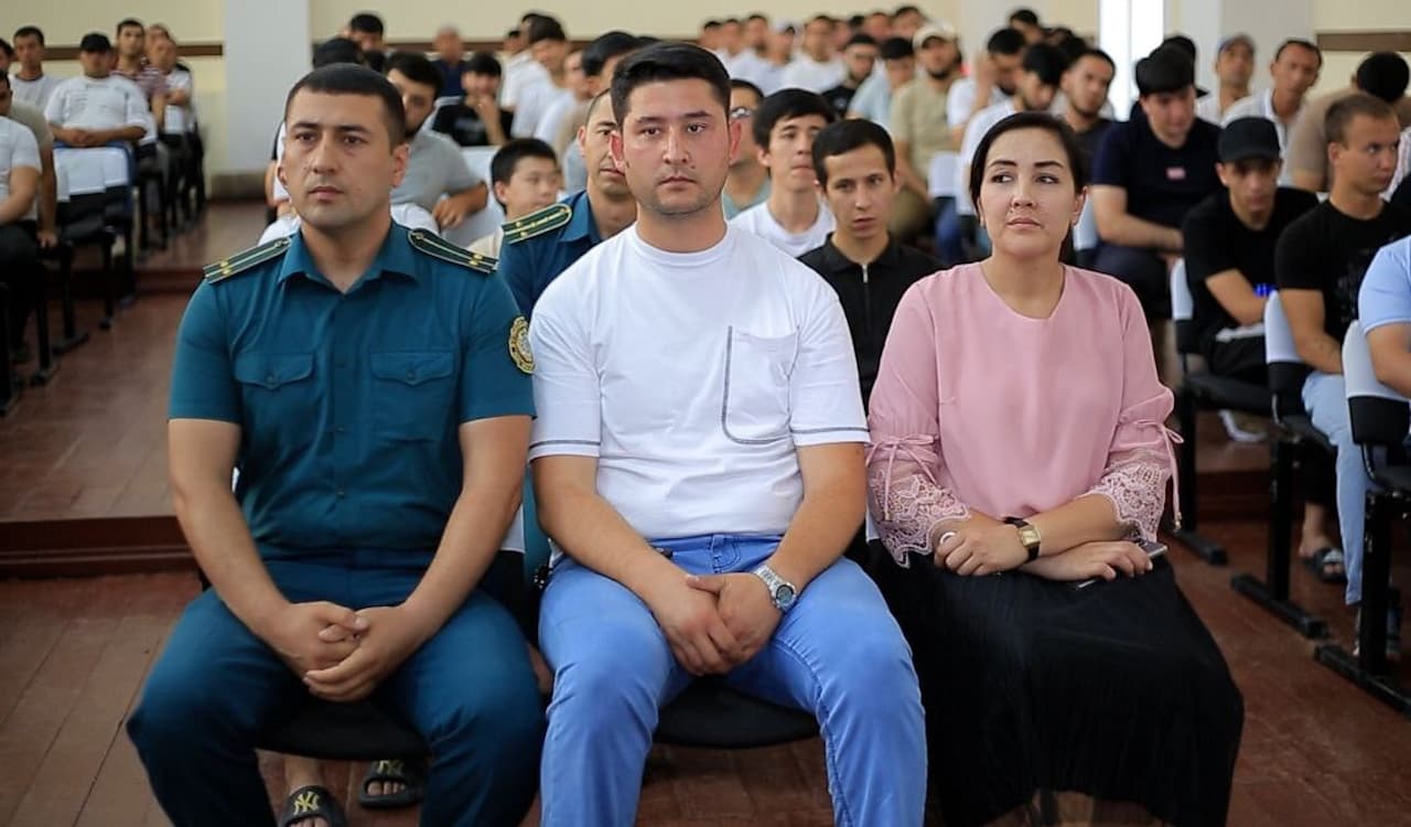 Qoʻqon shahrida nazoratdagi shaxslar ishtirokida sayyor sud boʻlib oʻtdi