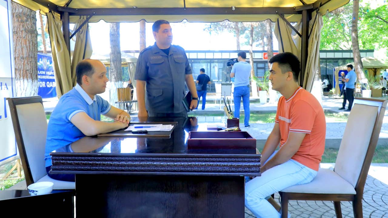 В Андижанской области рассмотрены обращения граждан по правовым вопросам