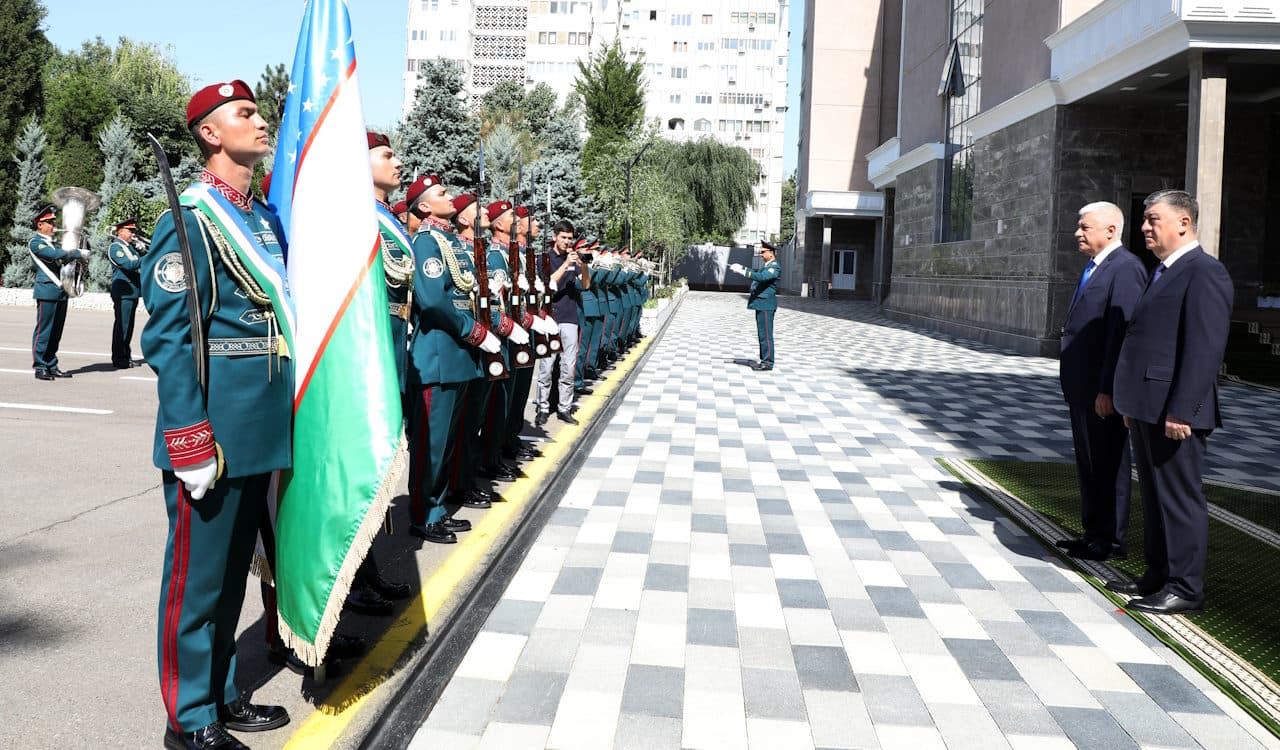 В Ташкенте состоялась официальная встреча министра внутренних дел Республики Узбекистан с министром внутренних дел Российской Федерации