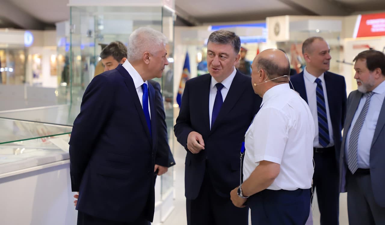 В Ташкенте состоялась официальная встреча министра внутренних дел Республики Узбекистан с министром внутренних дел Российской Федерации