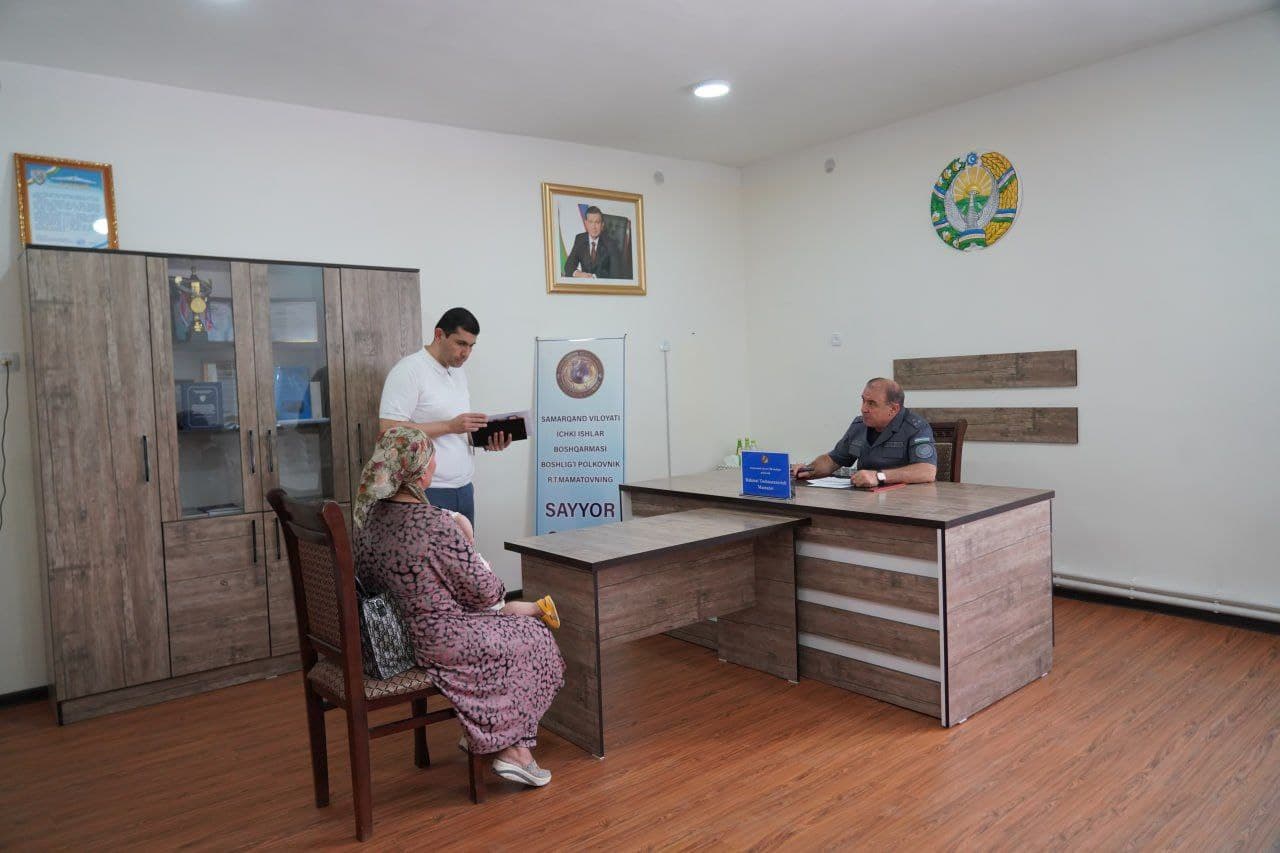 Samarqand viloyati IIB boshligʻi polkovnik Rahmat Mamatov Kattaqoʻrgʻon shahrida sayyor qabul oʻtkazdi
