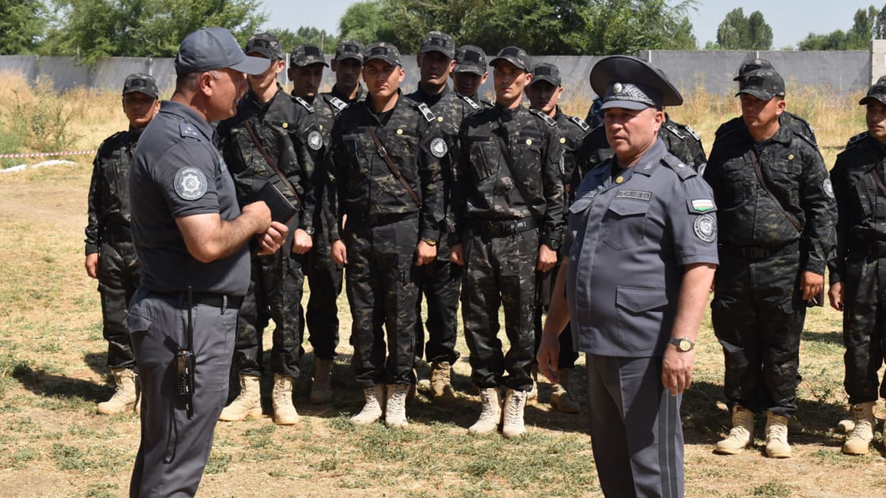 Ichki ishlar vaziri oʻrinbosari general-mayor Baxodir Mirzaraximov boshchiligida Qorovul qoʻshinlarining birlashgan dala-oʻquv markazida «Serjantlar forumi» ochilishi boʻlib oʻtdi