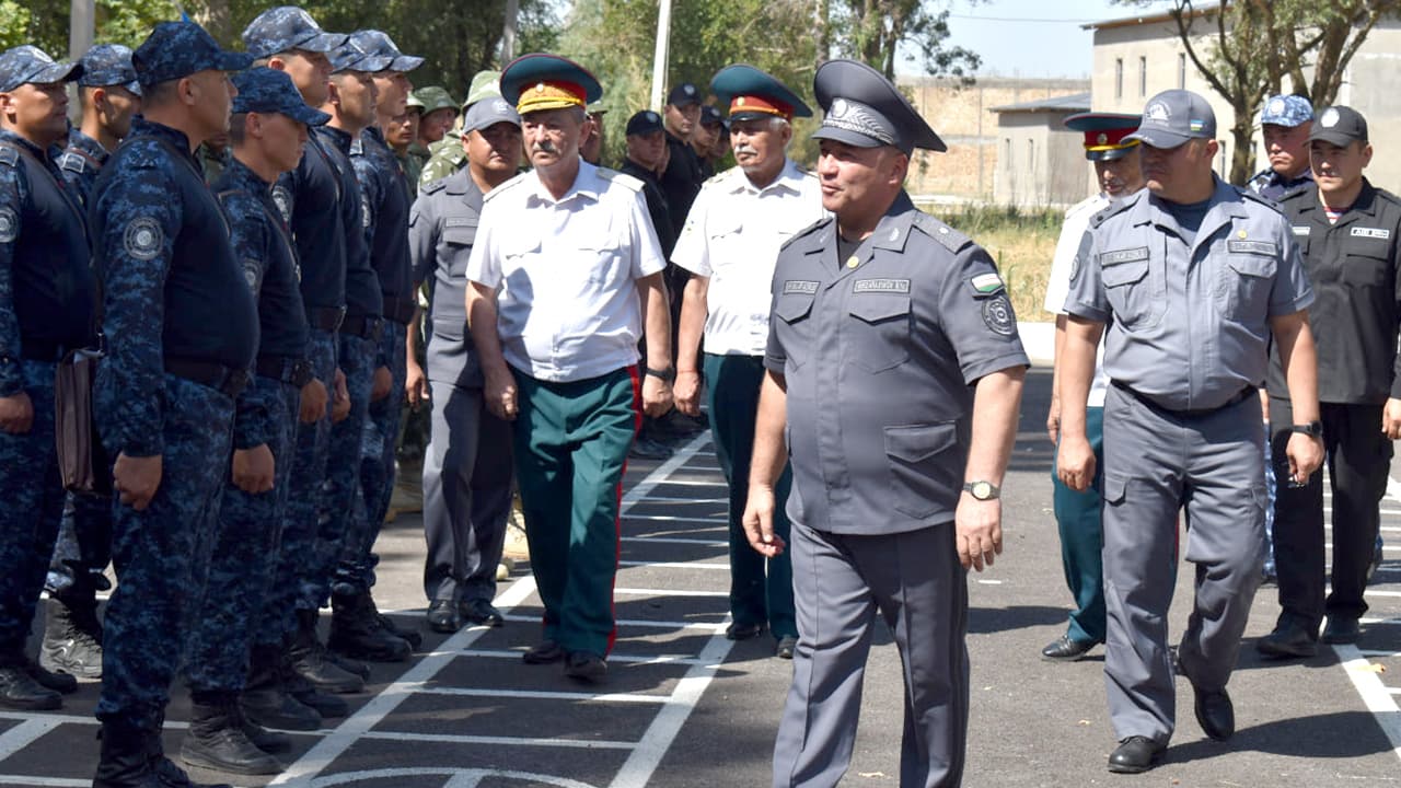 Ichki ishlar vaziri oʻrinbosari general-mayor Baxodir Mirzaraximov boshchiligida Qorovul qoʻshinlarining birlashgan dala-oʻquv markazida «Serjantlar forumi» ochilishi boʻlib oʻtdi