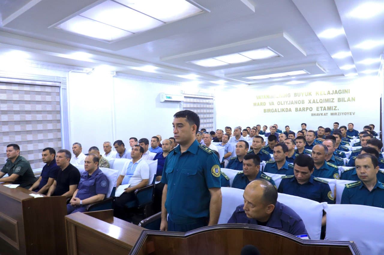В Булакбашинском районе под председательством начальника УВД Андижанской области полковника Аюбхона Рахматуллаева состоялось совещание по профилактике преступлений и правонарушений