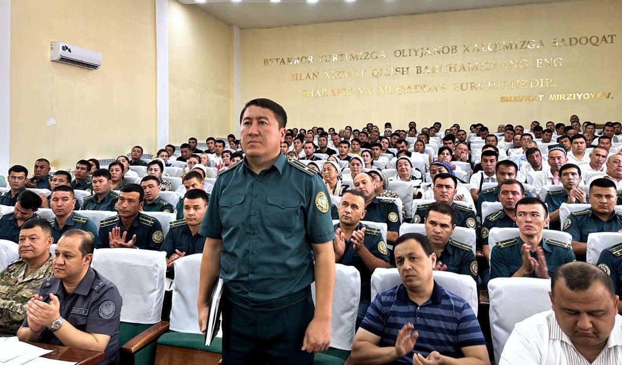 Андижон вилояти ИИБ бошлиғи полковник Аюбхон Раҳматуллаев томонидан Бўстон ва Шаҳрихон туманларида жиноятчилик ва ҳуқуқбузарликларни олдини олишга қаратилган муҳокама йиғилишлари ўтказилди