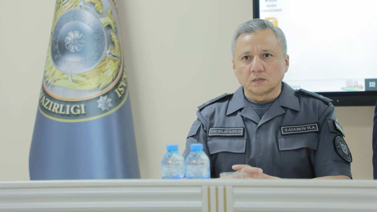 Министр высшего образования, науки и инноваций Республики Узбекистан Конгратбай Шарипов пообщался со слушателями, обучающимися в магистратуре Академии МВД