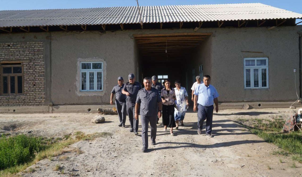 Бухоро вилояти ИИБ бошлиғи подполковник Икромжон Турсунов вилоят 3-секторига қарашли Шофиркон туманини ижтимоий-иқтисодий ривожлантириш, аҳоли муаммолари ечими борасида ўрганишлар олиб борди