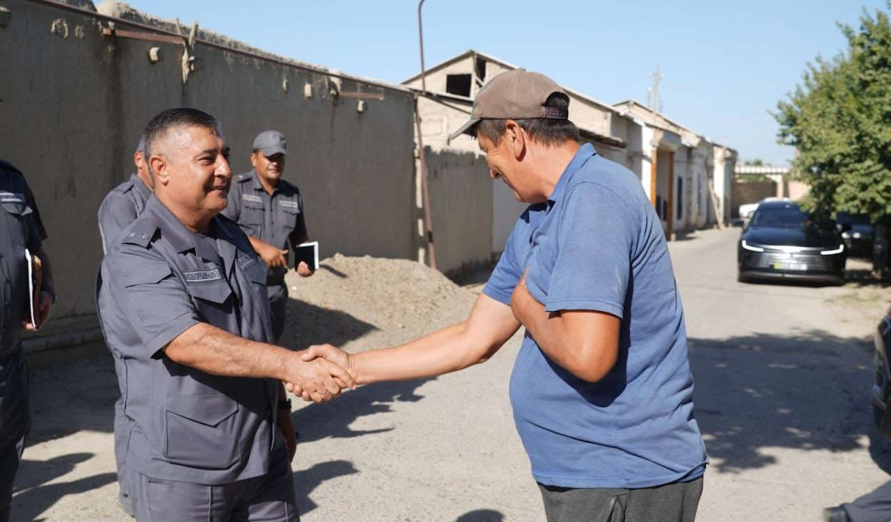 Бухоро вилояти ИИБ бошлиғи подполковник Икромжон Турсунов вилоят 3-секторига қарашли Шофиркон туманини ижтимоий-иқтисодий ривожлантириш, аҳоли муаммолари ечими борасида ўрганишлар олиб борди