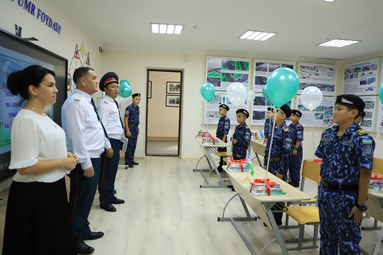 ИИВ ихтисослаштирилган мактаб-интернатида янги ўқув йили очилишига бағишланган «Билимлар куни» ўтказилди